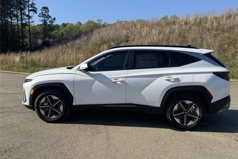 2025 Hyundai Tucson Hybrid SEL Convenience photo 1