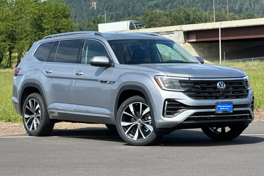 2025 Volkswagen Atlas SEL Premium R-Line photo 1