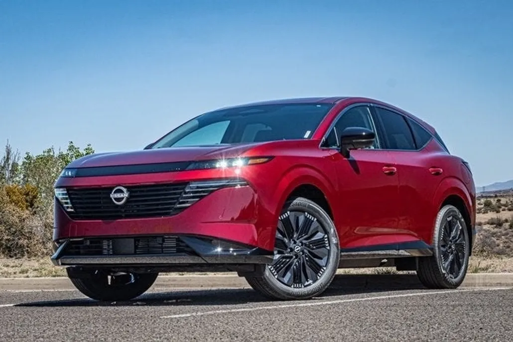 2025 Nissan Murano Platinum photo 1