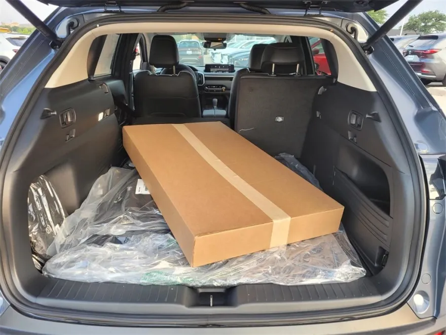 2025 Mazda CX-50 Preferred photo 1