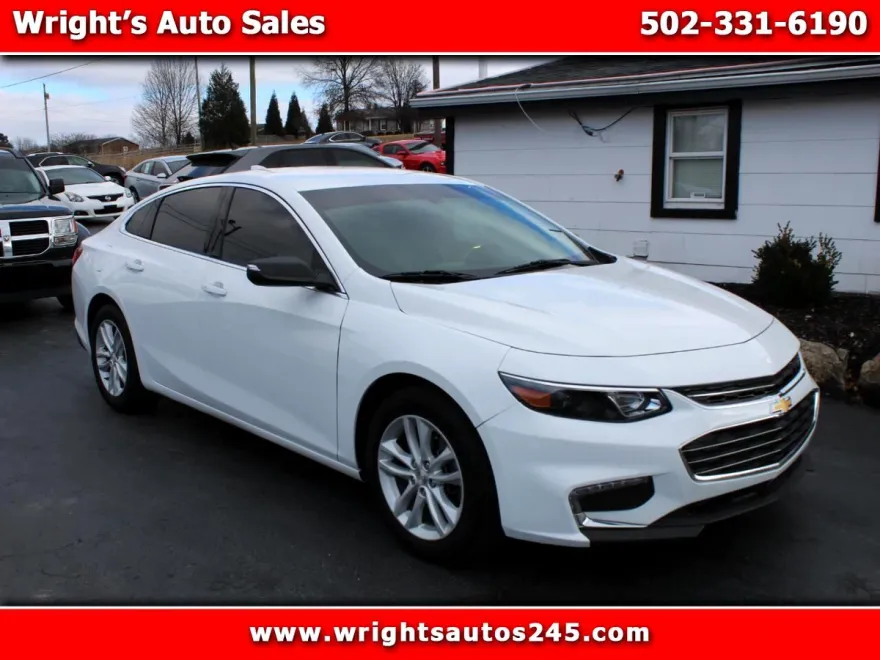 2017 Chevrolet Malibu 1LT photo 1