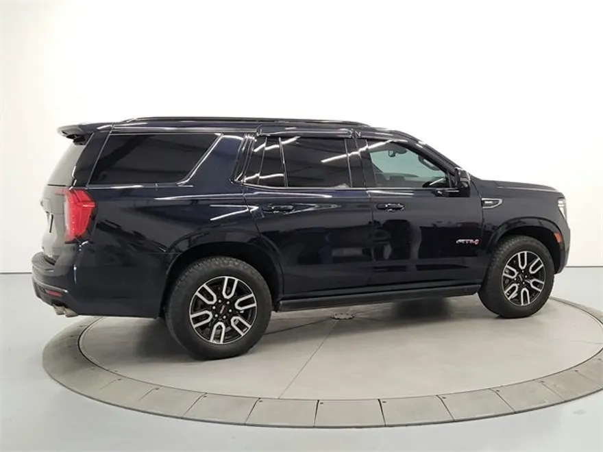 2022 Gmc Yukon AT4 photo 1