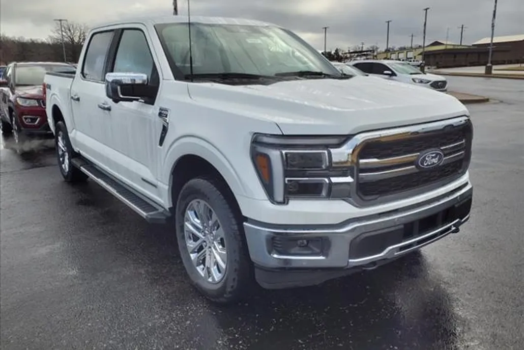 2025 Ford F-150 Lariat photo 1