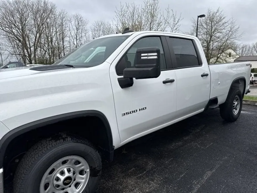 2022 Chevrolet Silverado 3500HD Work Truck photo 1