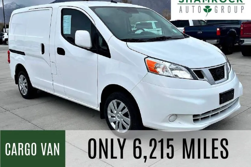 2021 Nissan NV200 SV photo 1