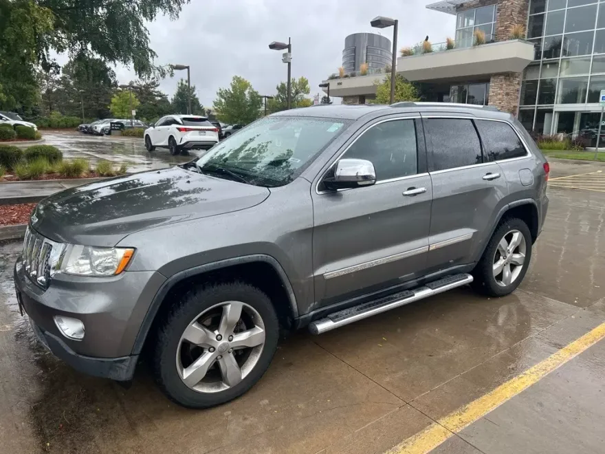2012 Jeep Grand Cherokee Overland photo 1