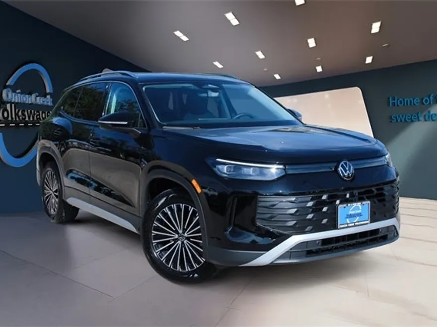 2025 Volkswagen Tiguan S photo 1