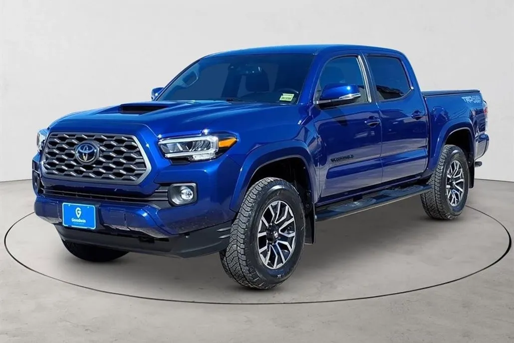 2023 Toyota Tacoma TRD Sport V6 photo 1