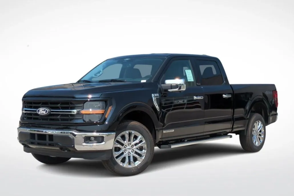 2025 Ford F-150 XLT photo 1