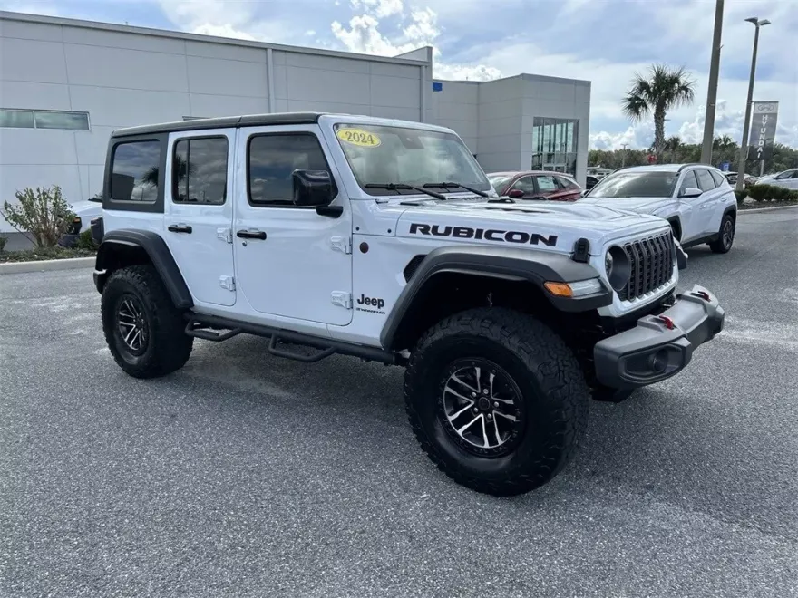 2024 Jeep Wrangler Rubicon photo 1