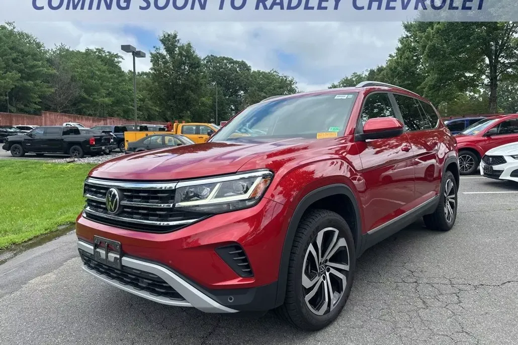 2022 Volkswagen Atlas SEL photo 1