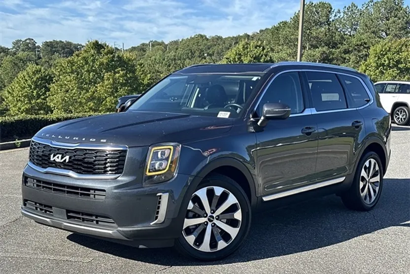 2022 Kia Telluride EX photo 1