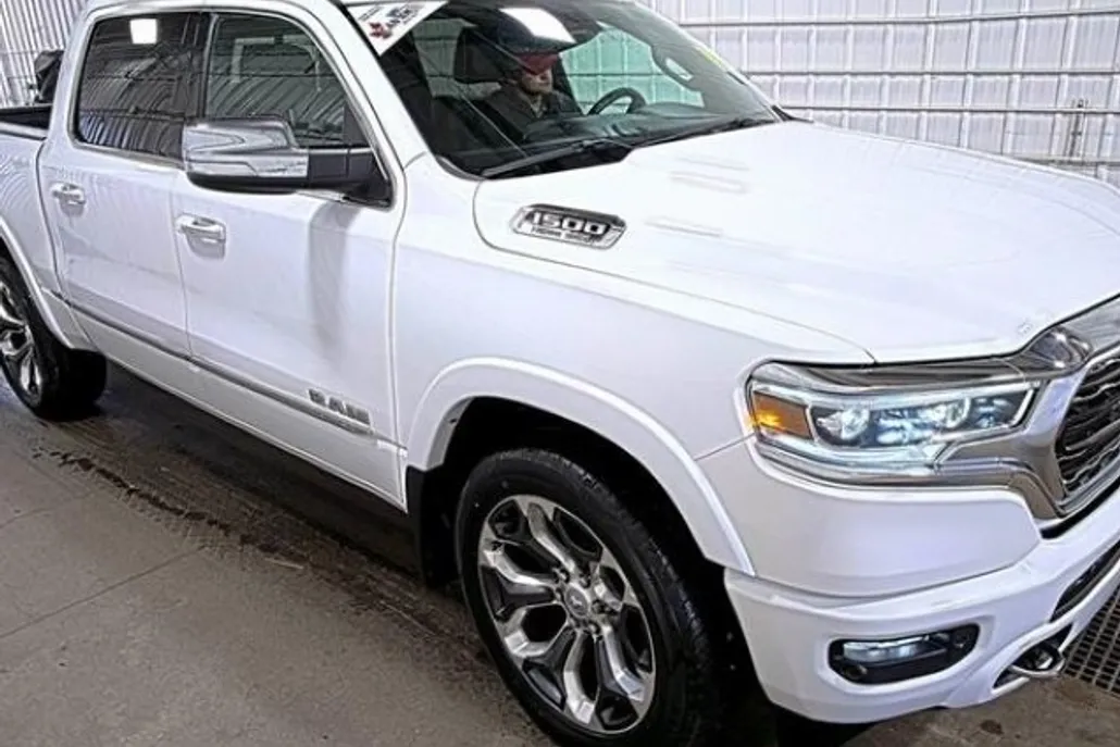 2021 Ram 1500 Limited photo 1