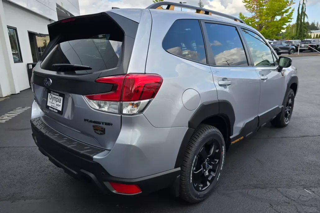 2025 Subaru Forester Wilderness photo 1