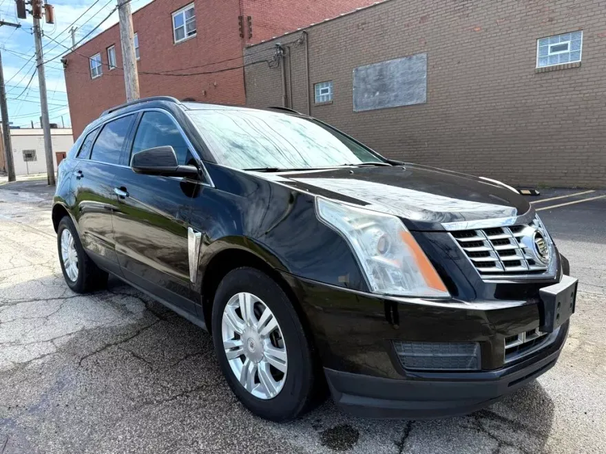 2015 Cadillac SRX photo 1