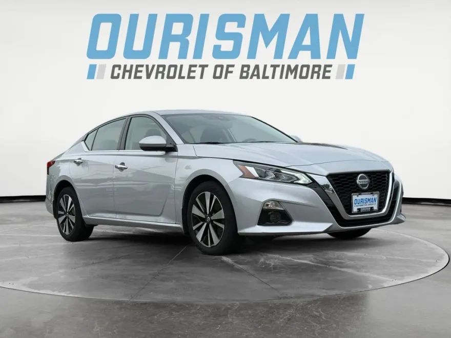 2020 Nissan Altima 2.5 SV photo 1