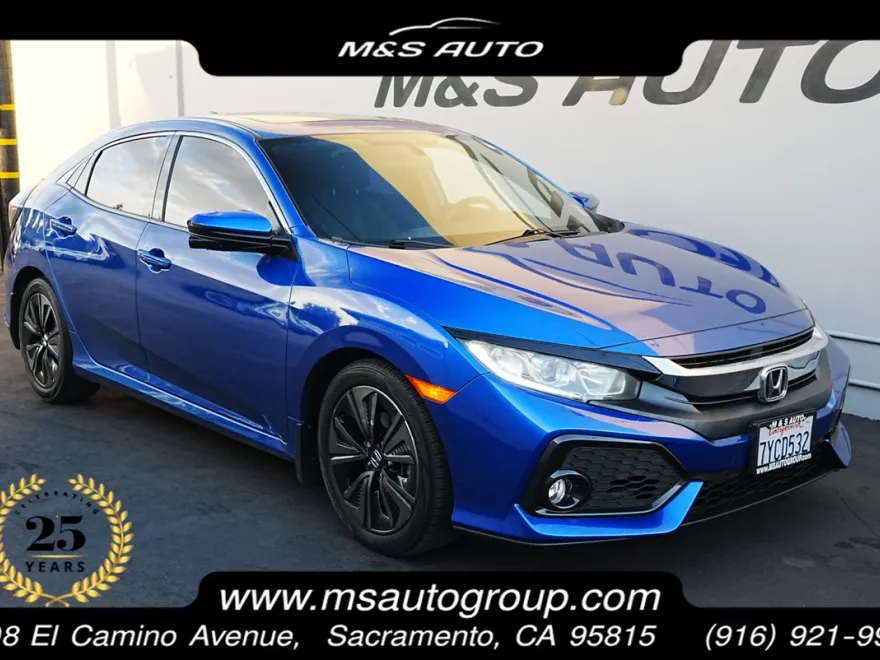 2017 Honda Civic Hatchback EX photo 1