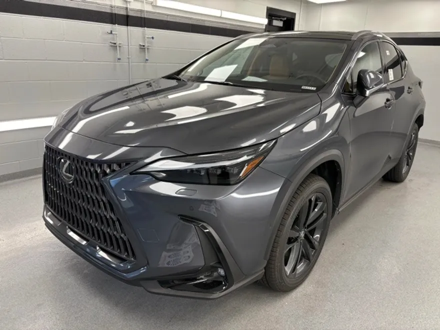 2025 Lexus NX 450h+ Luxury photo 1