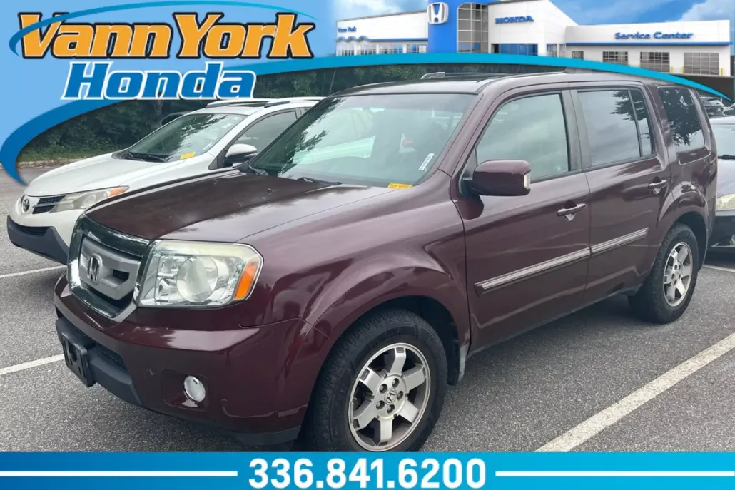 2010 Honda Pilot Touring photo 1
