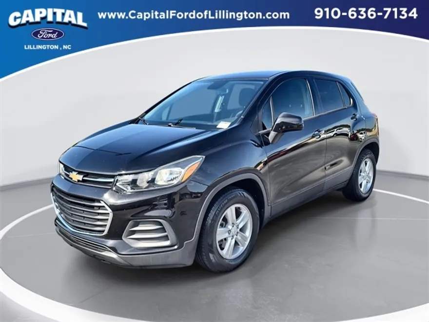 2020 Chevrolet Trax LS photo 1