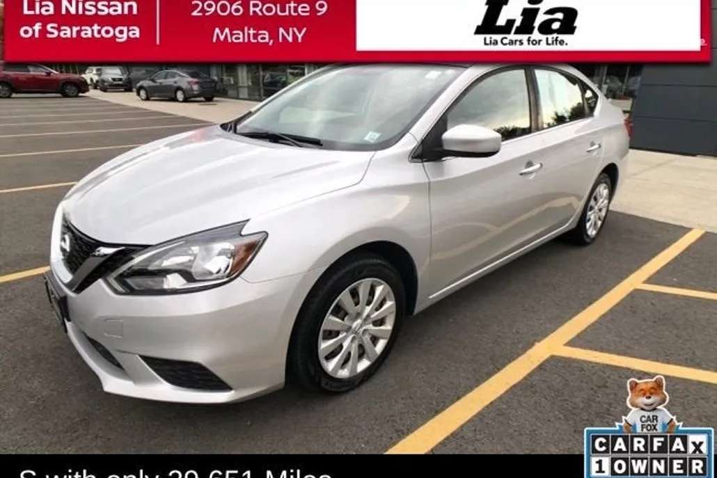 2019 Nissan Sentra S photo 1