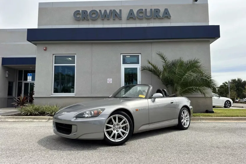 2004 Honda S2000 Base photo 1