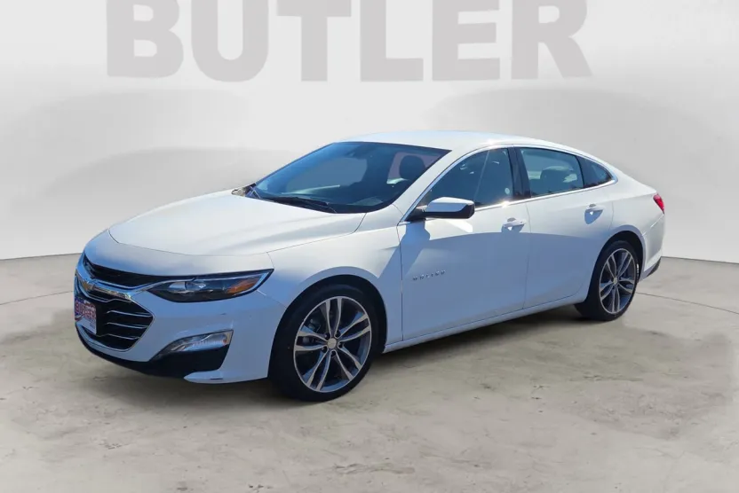 2023 Chevrolet Malibu 1LT photo 1