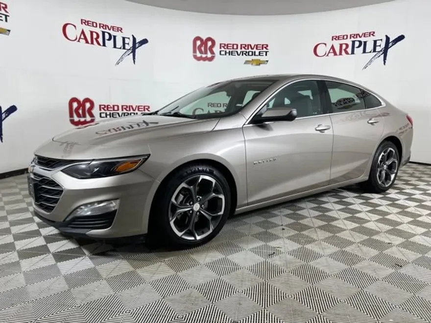 2023 Chevrolet Malibu 1LT photo 1