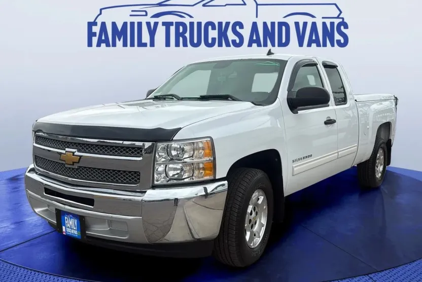2012 Chevrolet Silverado 1500 LT photo 1