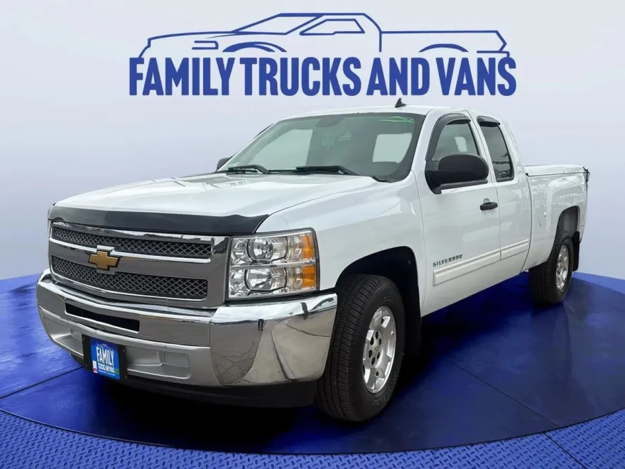 2012 Chevrolet Silverado 1500 LT photo 1