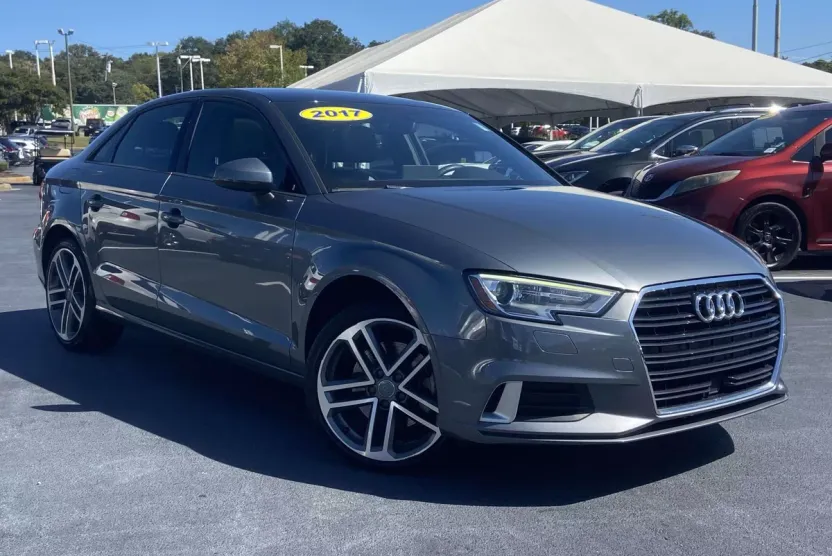 2017 Audi A3 2.0 TFSI Premium photo 1
