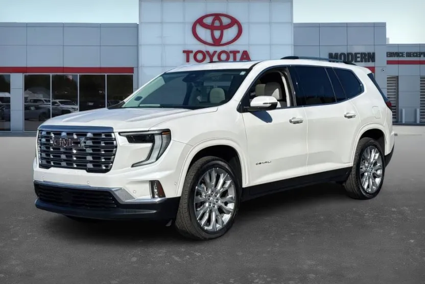 2024 Gmc Acadia Denali photo 1