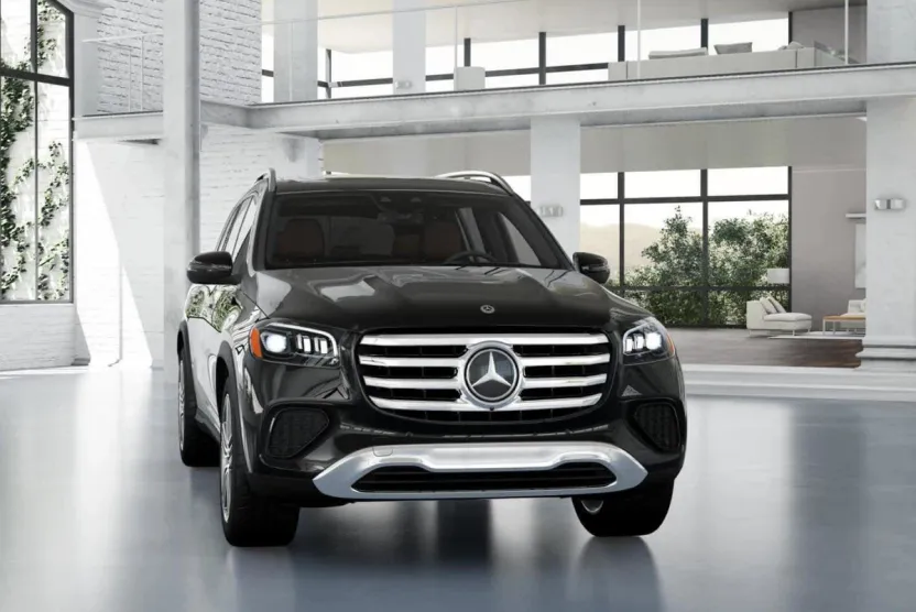 2025 Mercedes Benz GLS 450 4MATIC photo 1