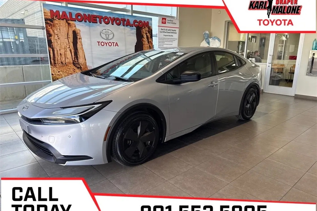 2024 Toyota Prius Limited photo 1