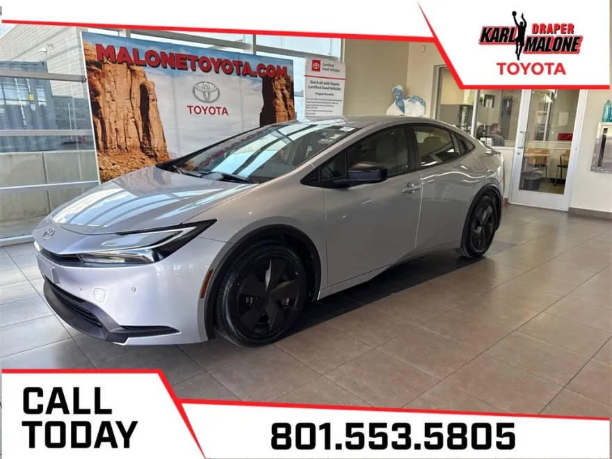 2024 Toyota Prius Limited photo 1