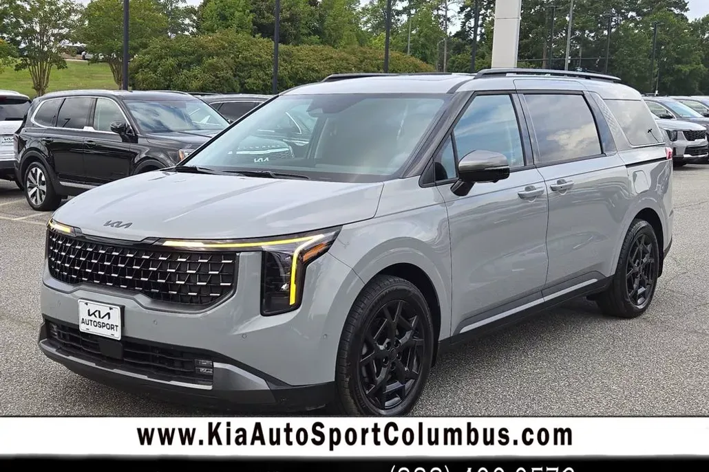 2026 Kia Carnival SX photo 1