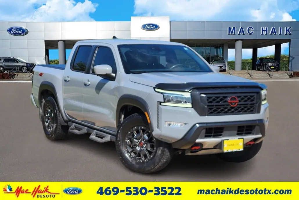 2023 Nissan Frontier PRO-4X photo 1
