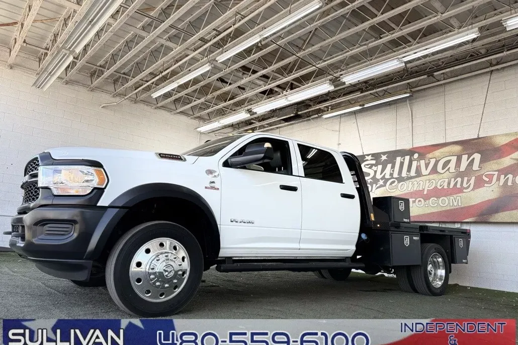 2022 Ram 5500 Tradesman photo 1