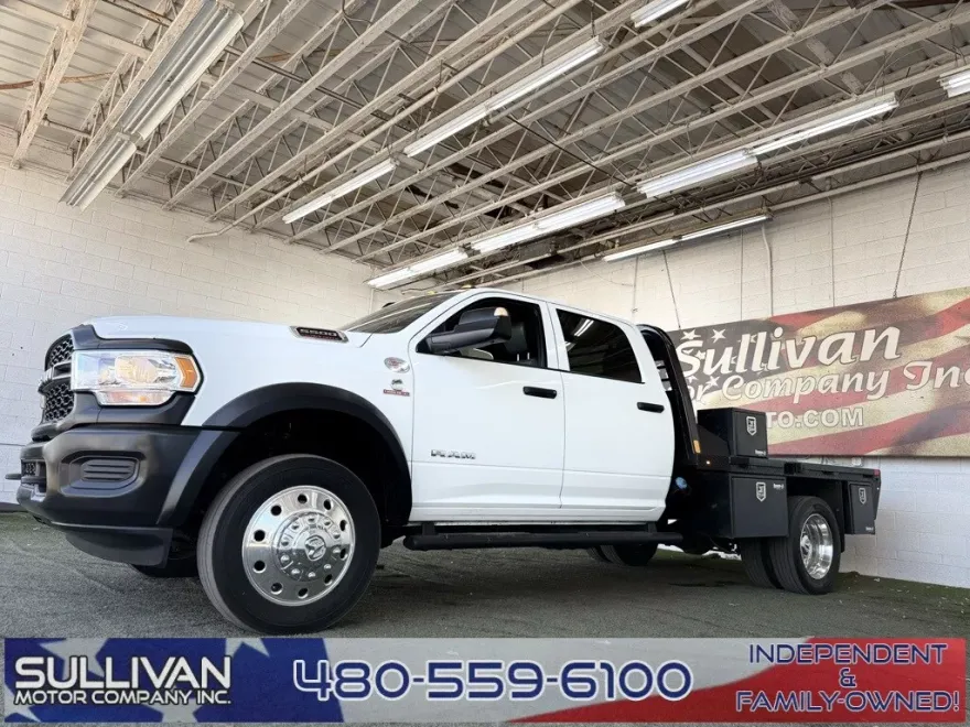 2022 Ram 5500 Tradesman photo 1