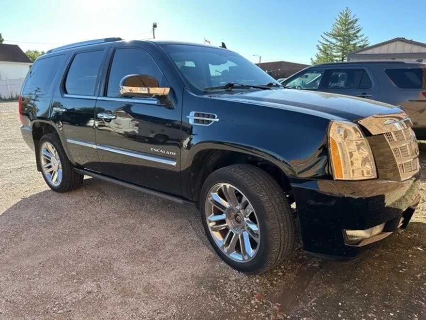 2012 Cadillac Escalade Platinum photo 1