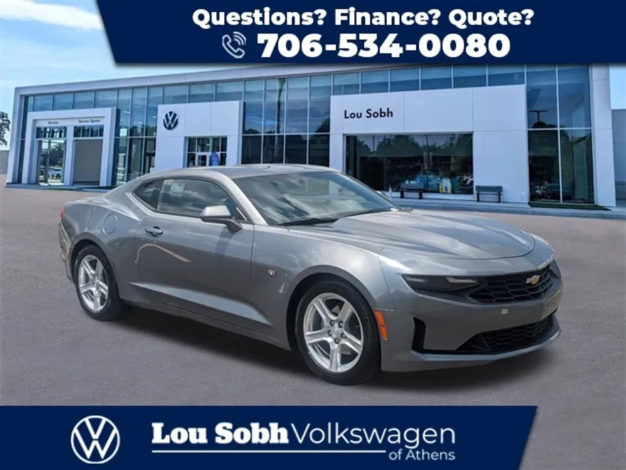 2022 Chevrolet Camaro 1LT photo 1