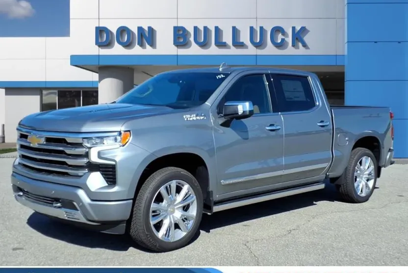 2025 Chevrolet Silverado 1500 High Country photo 1