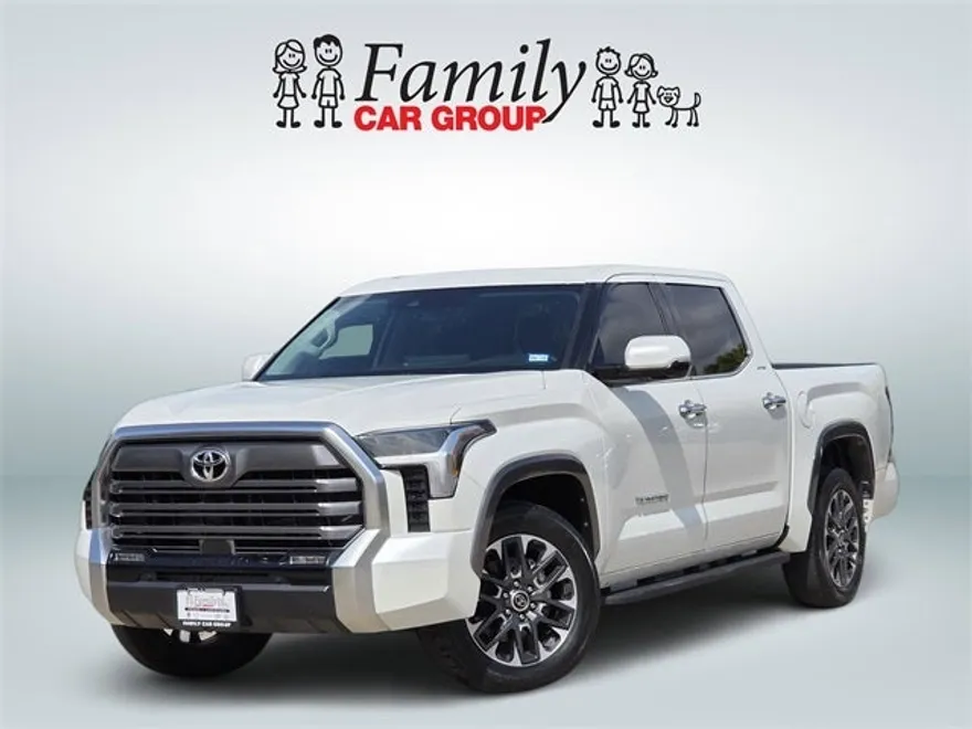 2022 Toyota Tundra Limited photo 1