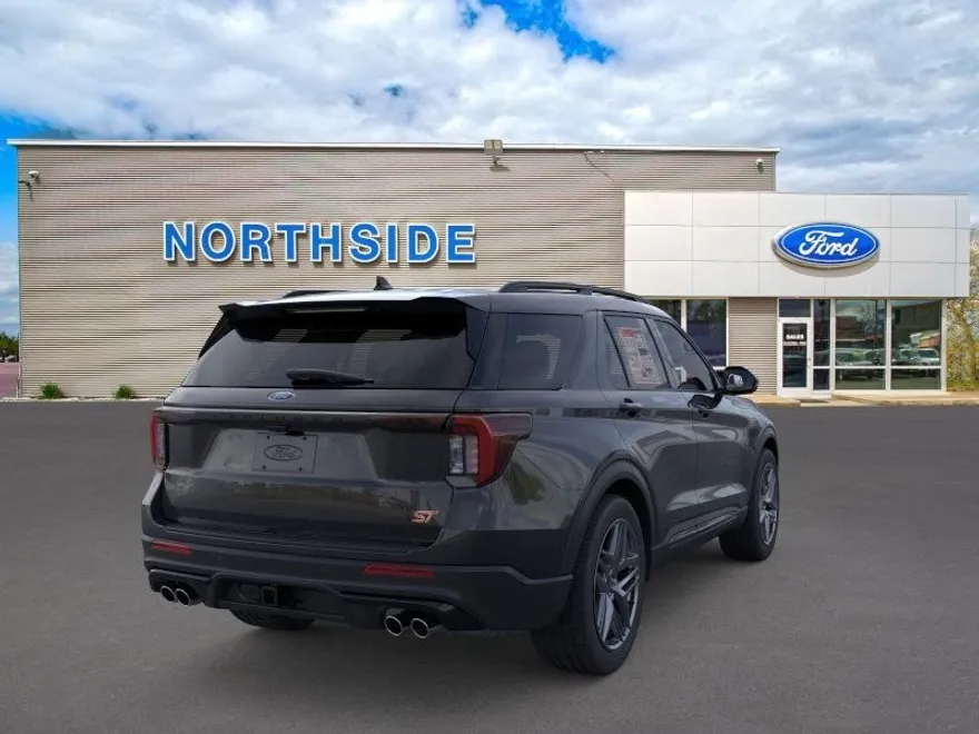 2025 Ford Explorer ST photo 1