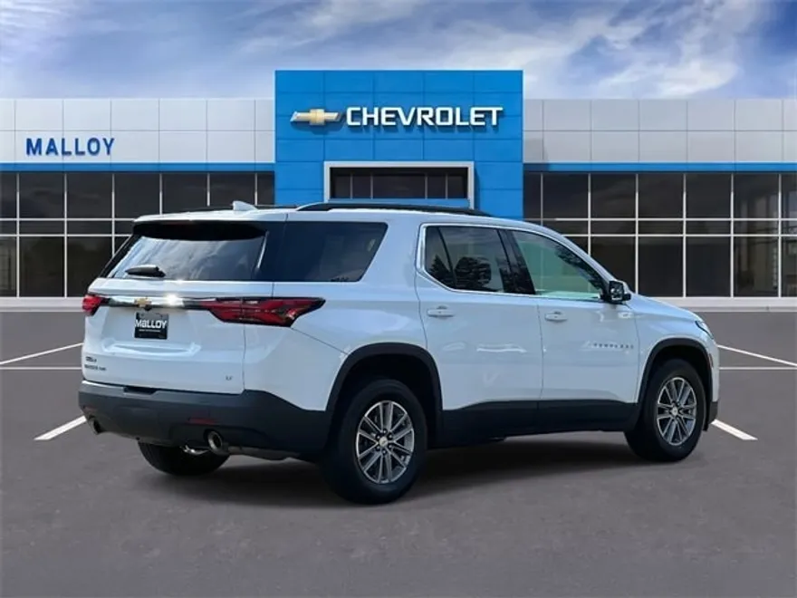 2023 Chevrolet Traverse Cloth photo 1