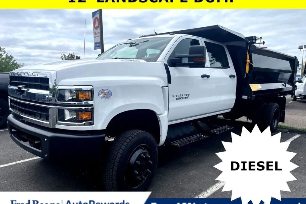 2024 Chevrolet Silverado 5500HD Work Truck photo 1