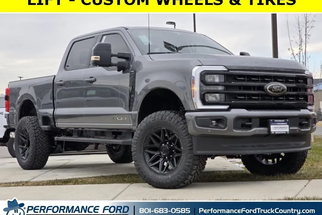 2024 Ford F-350 Lariat photo 1