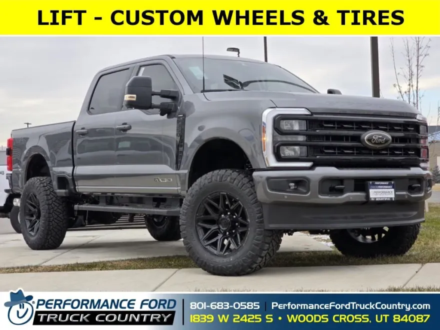 2024 Ford F-350 Lariat photo 1
