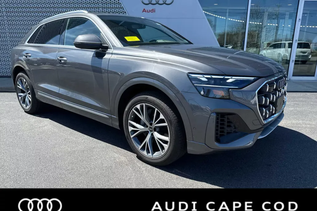 2025 Audi Q8 Premium Plus photo 1