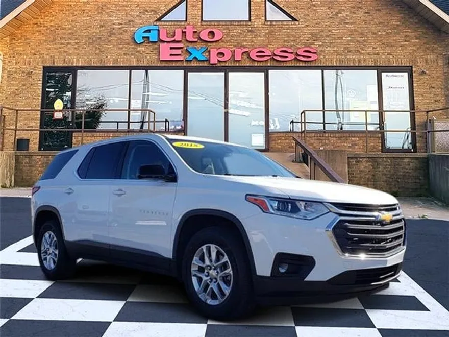 2018 Chevrolet Traverse 1LS photo 1